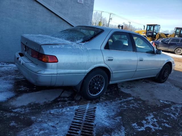 Photo 3 from auction – 2001 TOYOTA CAMRY CE with VIN 4T1BG28K11U080596