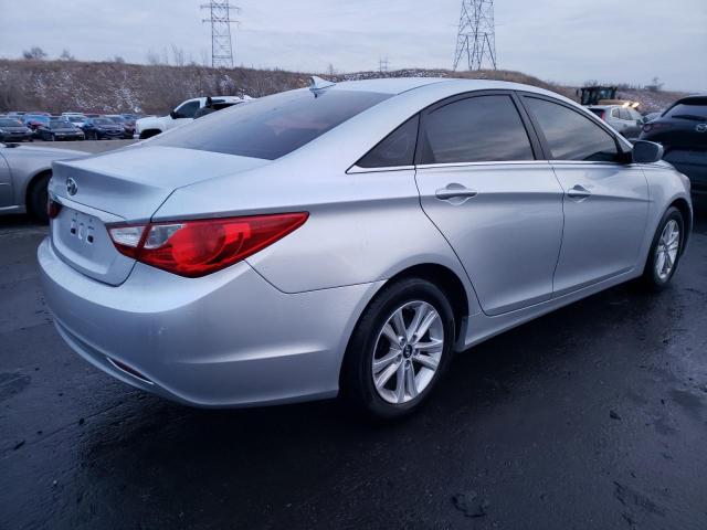 Photo 3 from auction – 2013 HYUNDAI SONATA GLS with VIN 5NPEB4AC0DH692074