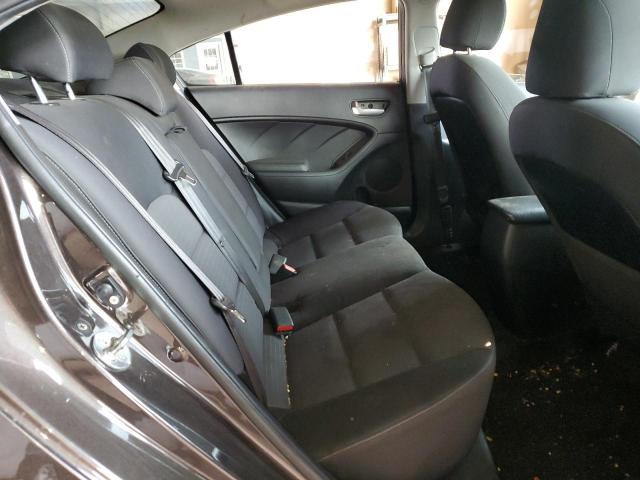 Photo 10 from auction – 2018 KIA FORTE LX with VIN 3KPFL4A74JE193105