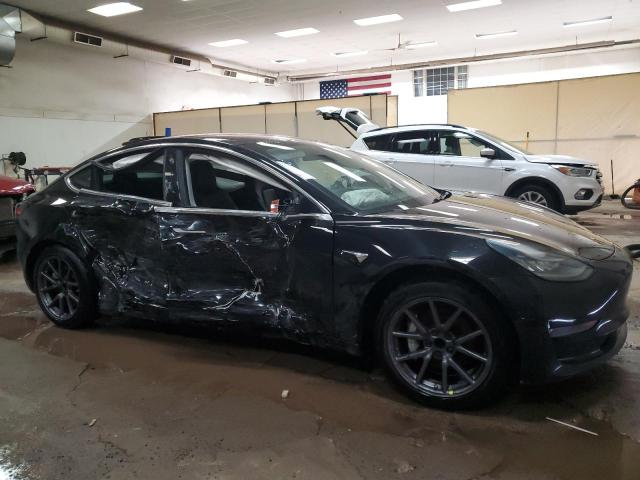 Photo 4 from auction – 2018 TESLA MODEL 3 with VIN 5YJ3E1EA2JF030450