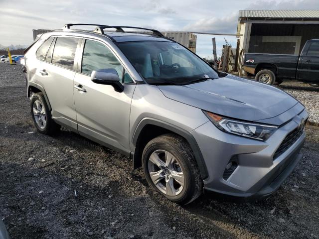 Photo 4 from auction – 2020 TOYOTA RAV4 XLE with VIN 2T3W1RFV7LC067095