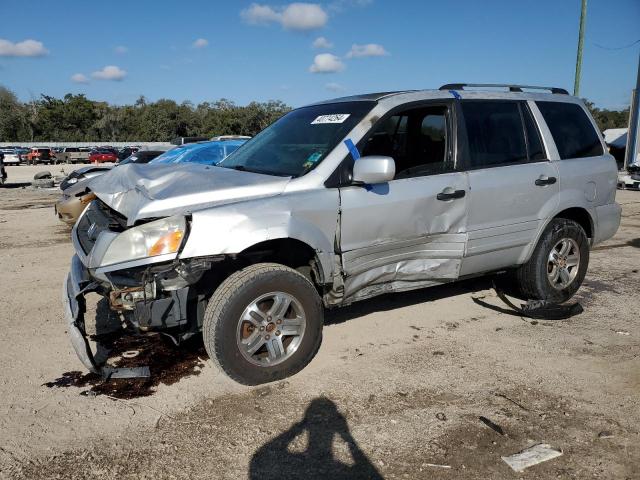 HONDA PILOT EX 2003 with VIN 2HKYF18473H555095 - Photo from auction