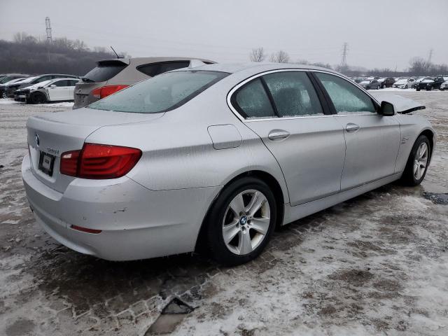 Foto 3 de la subasta – 2012 BMW 528 XI con VIN WBAXH5C57CDW05655