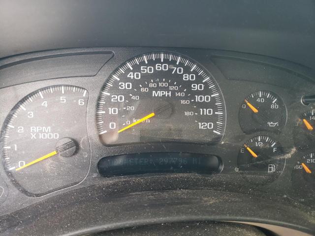 Photo 9 from auction – 2005 CHEVROLET SILVERADO with VIN 1GCEC19T25E170869