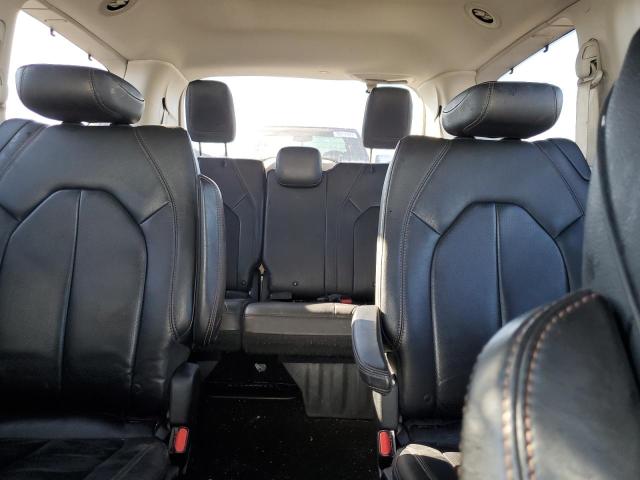 Photo 10 from auction – 2018 CHRYSLER PACIFICA T with VIN 2C4RC1BG0JR128406