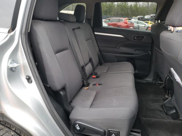 Photo 11 from auction – 2017 TOYOTA HIGHLANDER with VIN 5TDBZRFH7HS481891