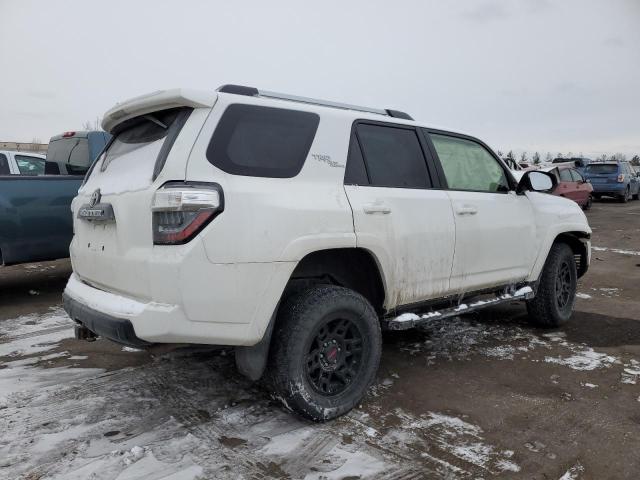 Photo 3 from auction – 2018 TOYOTA 4RUNNER SR with VIN JTEBU5JR7J5498267