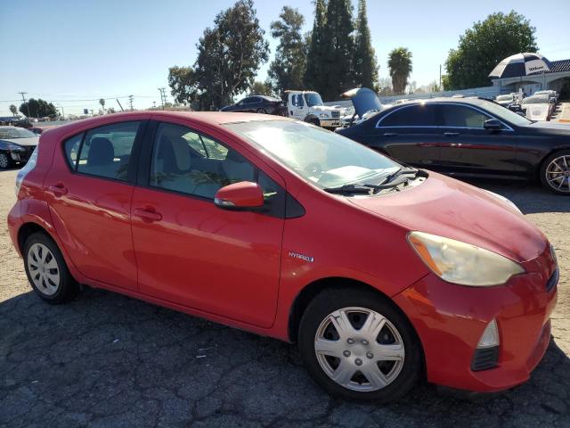 Photo 4 from auction – 2014 TOYOTA PRIUS C with VIN JTDKDTB3XE1569302