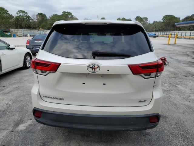 Photo 6 from auction – 2017 TOYOTA HIGHLANDER with VIN 5TDKZRFH6HS215200