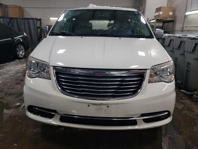 Photo 5 from auction – 2013 CHRYSLER TOWN & COU with VIN 2C4RC1CG8DR536123