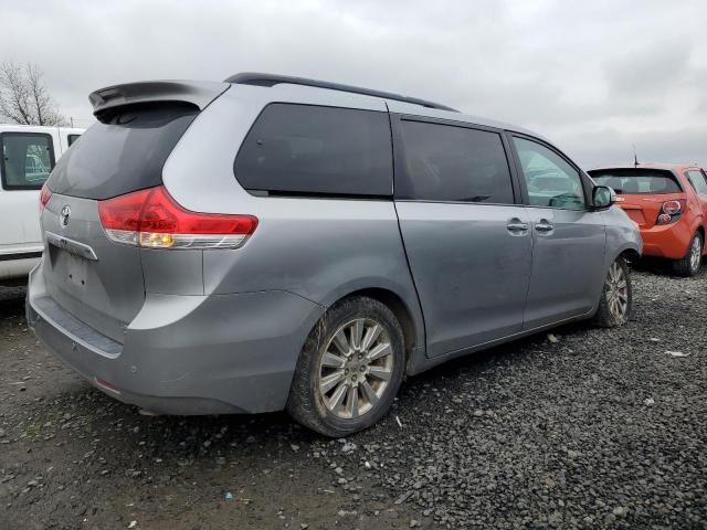 Photo 3 from auction – 2013 TOYOTA SIENNA XLE with VIN 5TDDK3DC5DS055192