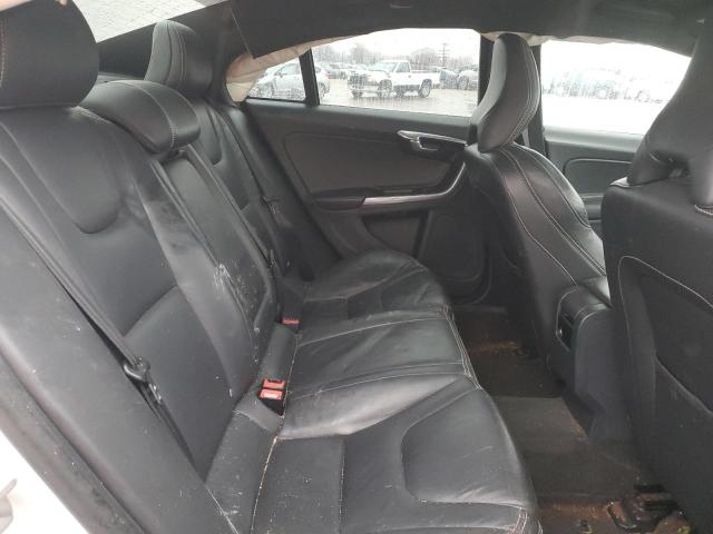 Photo 10 from auction – 2015 VOLVO S60 2.4T with VIN YV126MFK8F1342123