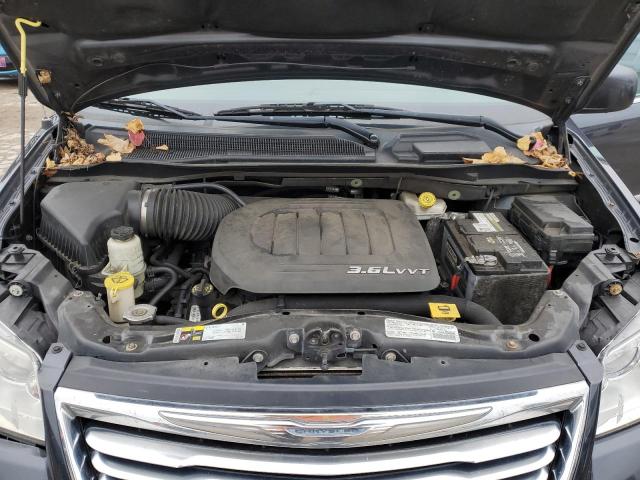 Photo 12 from auction – 2014 CHRYSLER TOWN & COU with VIN 2C4RC1BG4ER133890