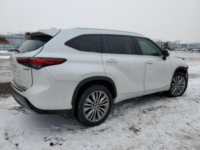 Photo 3 from auction – 2023 TOYOTA HIGHLANDER with VIN 5TDEBRCH0PS588544