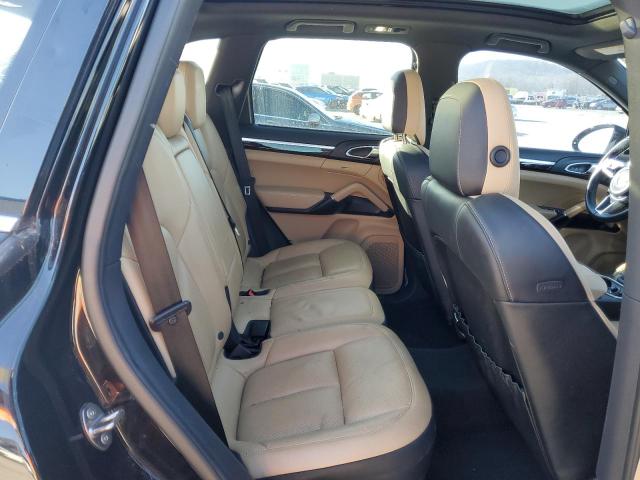 Photo 11 from auction – 2016 PORSCHE CAYENNE with VIN WP1AA2A28GLA06410