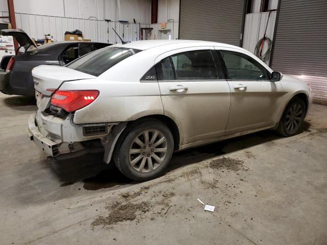 Photo 3 from auction – 2013 CHRYSLER 200 TOURIN with VIN 1C3CCBBB0DN646358