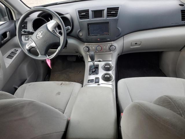 Photo 8 from auction – 2011 TOYOTA HIGHLANDER with VIN 5TDBK3EH5BS058429
