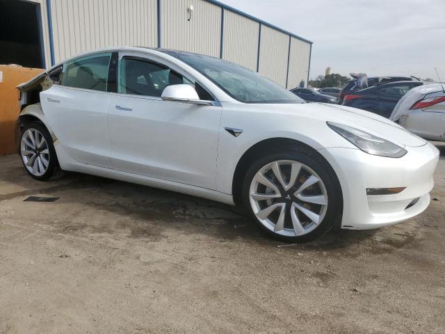 Photo 4 from auction – 2018 TESLA MODEL 3 with VIN 5YJ3E1EA0JF164745