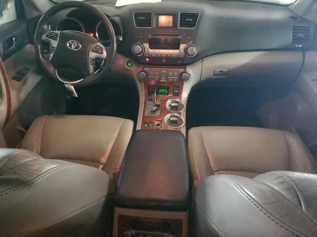 Photo 8 from auction – 2011 TOYOTA HIGHLANDER with VIN 5TDDK3EH3BS060012