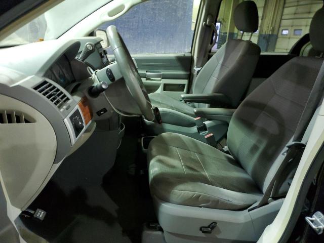 Photo 7 from auction – 2008 CHRYSLER TOWN & COU with VIN 2A8HR54P88R840857