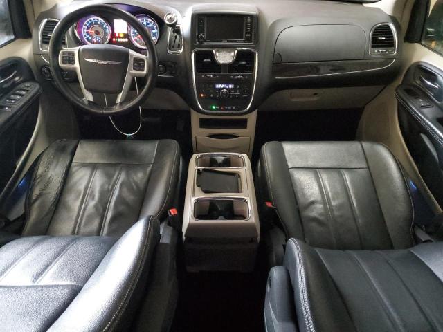 Photo 8 from auction – 2016 CHRYSLER TOWN & COU with VIN 2C4RC1BG3GR189208