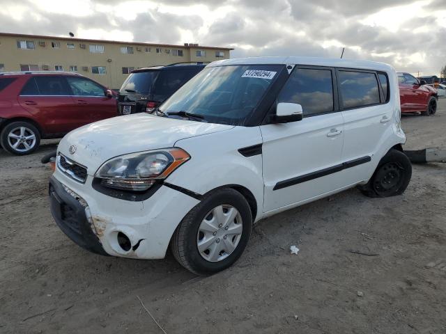 KIA SOUL + 2012 с VIN KNDJT2A67C7379312 - Снимка от търг