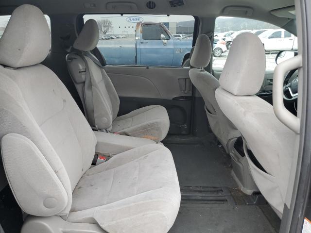 Photo 11 from auction – 2016 TOYOTA SIENNA LE with VIN 5TDKK3DC0GS698903
