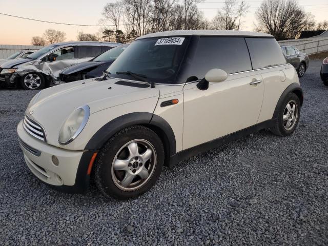 MINI COOPER 2005 with VIN WMWRC33545TJ70307 - Photo from auction