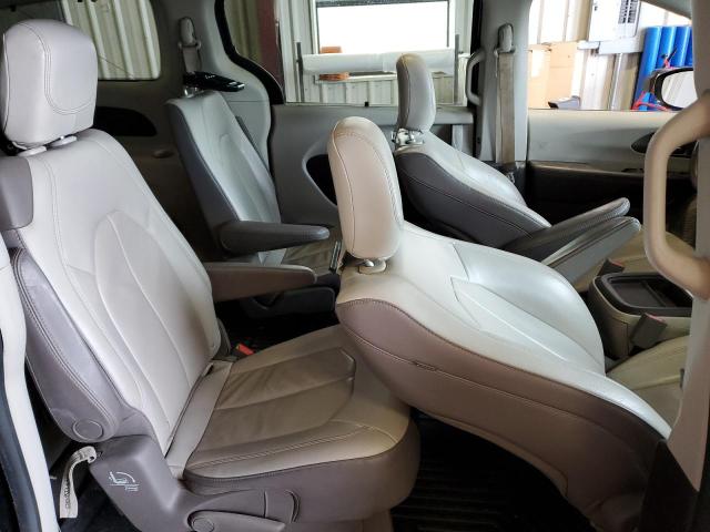 Photo 10 from auction – 2017 CHRYSLER PACIFICA T with VIN 2C4RC1BG4HR675897