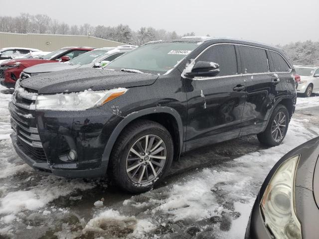 TOYOTA HIGHLANDER 2018 with VIN 5TDJZRFH5JS495838 - Photo from auction