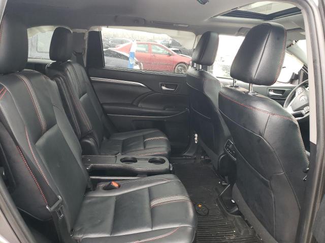 Photo 11 from auction – 2019 TOYOTA HIGHLANDER with VIN 5TDJZRFH0KS601775