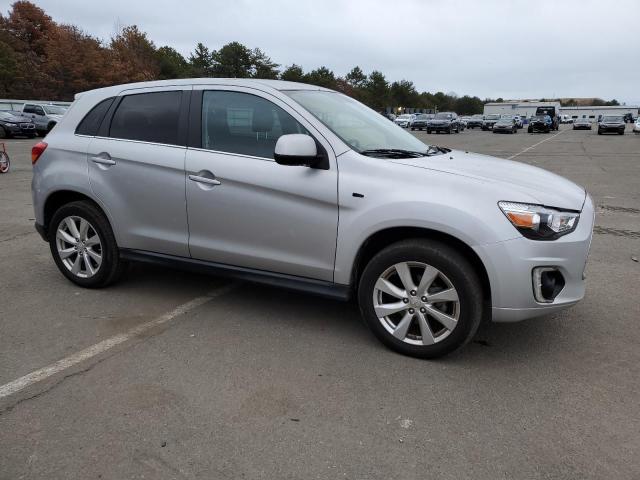Photo 4 from auction – 2015 MITSUBISHI OUTLANDER with VIN 4A4AR4AU1FE013671