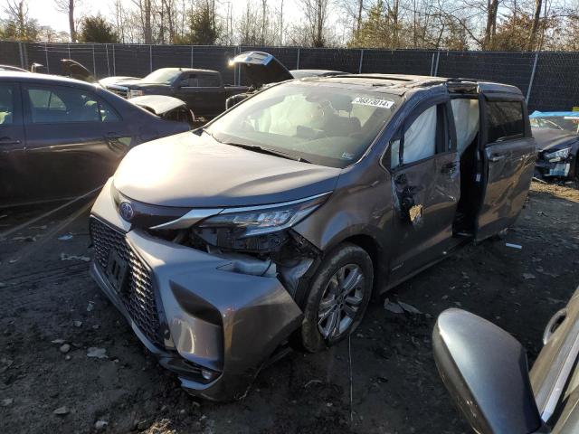 TOYOTA SIENNA XSE 2021 with VIN 5TDDSKFC3MS003003 - Photo from auction