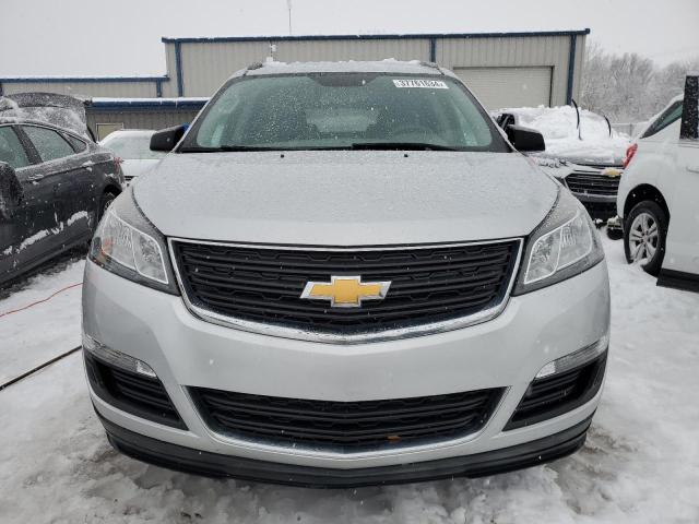 Photo 5 from auction – 2017 CHEVROLET TRAVERSE L with VIN 1GNKRFKD2HJ330043