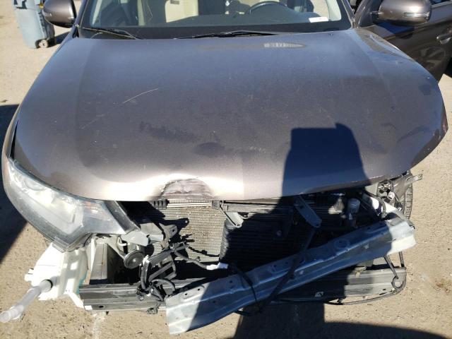 Photo 12 from auction – 2016 MITSUBISHI OUTLANDER with VIN JA4AD3A34GZ015331