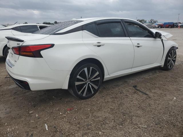 Photo 3 from auction – 2019 NISSAN ALTIMA SR with VIN 1N4BL4CW7KN317728