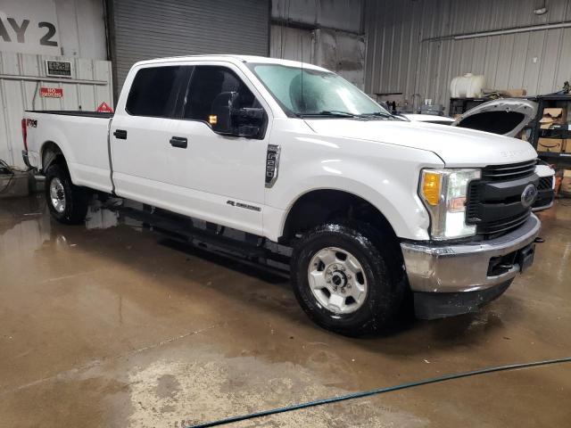 Photo 4 from auction – 2017 FORD F250 SUPER with VIN 1FT7W2BT7HEE01611