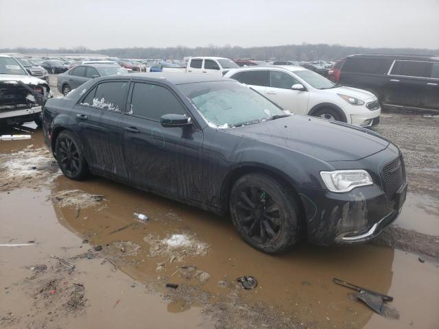 Photo 4 from auction – 2016 CHRYSLER 300 LIMITE with VIN 2C3CCARG7GH270086