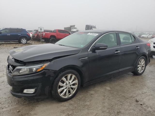 KIA OPTIMA EX 2015 with VIN 5XXGN4A71FG370447 - Photo from auction