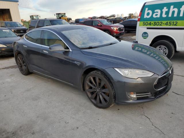 Photo 4 from auction – 2014 TESLA MODEL S with VIN 5YJSA1H19EFP62213
