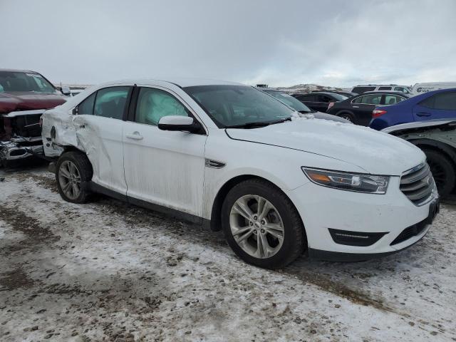 Photo 4 from auction – 2015 FORD TAURUS SEL with VIN 1FAHP2H83FG195540