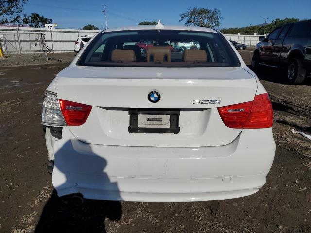 Photo 6 from auction – 2011 BMW 328 I SULE with VIN WBAPH5G5XBNM76765