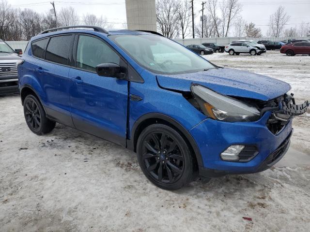 Photo 4 from auction – 2017 FORD ESCAPE SE with VIN 1FMCU9GDXHUC77754