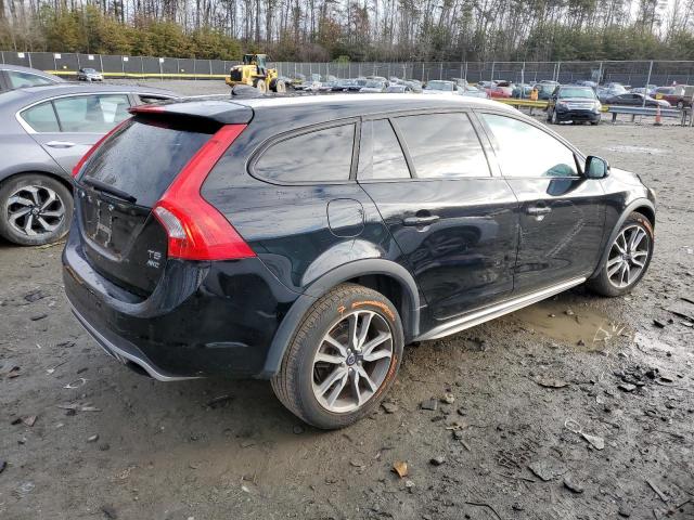 Photo 3 from auction – 2015 VOLVO V60 CROSS with VIN YV4612HK3F1000681