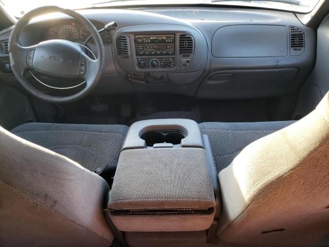 Photo 8 from auction – 2000 FORD F150 with VIN 1FTRX17W0YNC37959