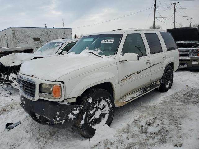 CADILLAC ESCALADE 2000 with VIN 1GYEK13R8YR131789 - Photo from auction