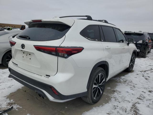 Photo 3 from auction – 2021 TOYOTA HIGHLANDER with VIN 5TDLZRAH2MS048341