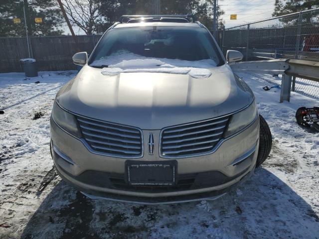 Photo 5 from auction – 2017 LINCOLN MKC RESERV with VIN 5LMCJ3D99HUL35310