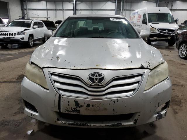 Zdjęcie 5 z aukcji – 2011 TOYOTA CAMRY BASE z VIN 4T4BF3EKXBR101000