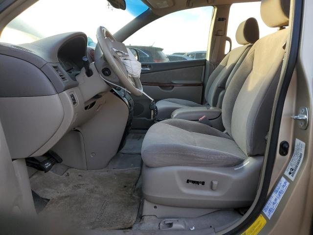 Photo 7 from auction – 2004 TOYOTA SIENNA XLE with VIN 5TDZA22C44S136755